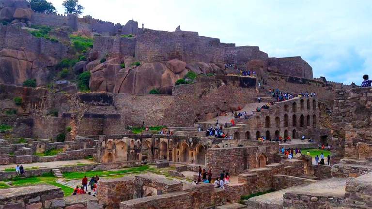 Discover Golconda Fort: History, Timings & Attractions